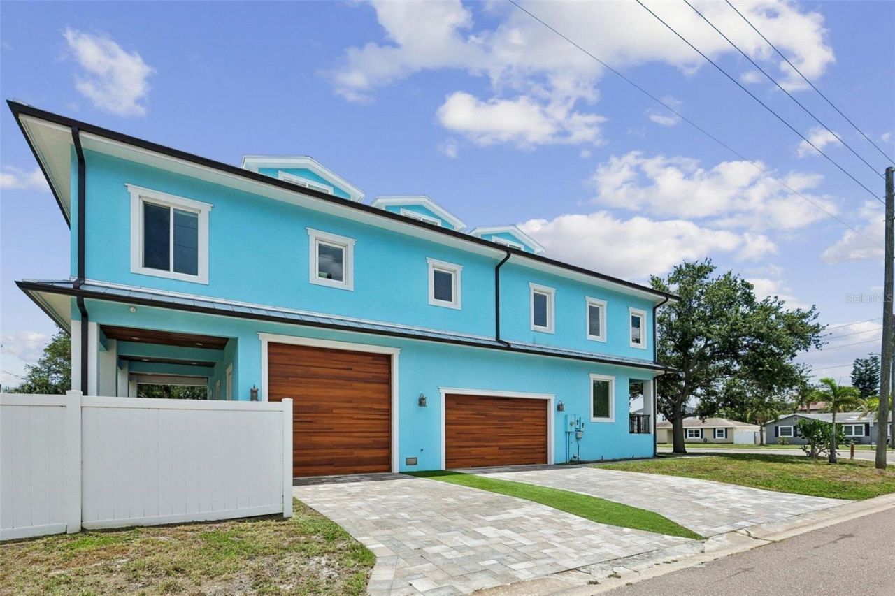 501 40th Avenue Ne, Saint Petersburg, FL 33703 Photo