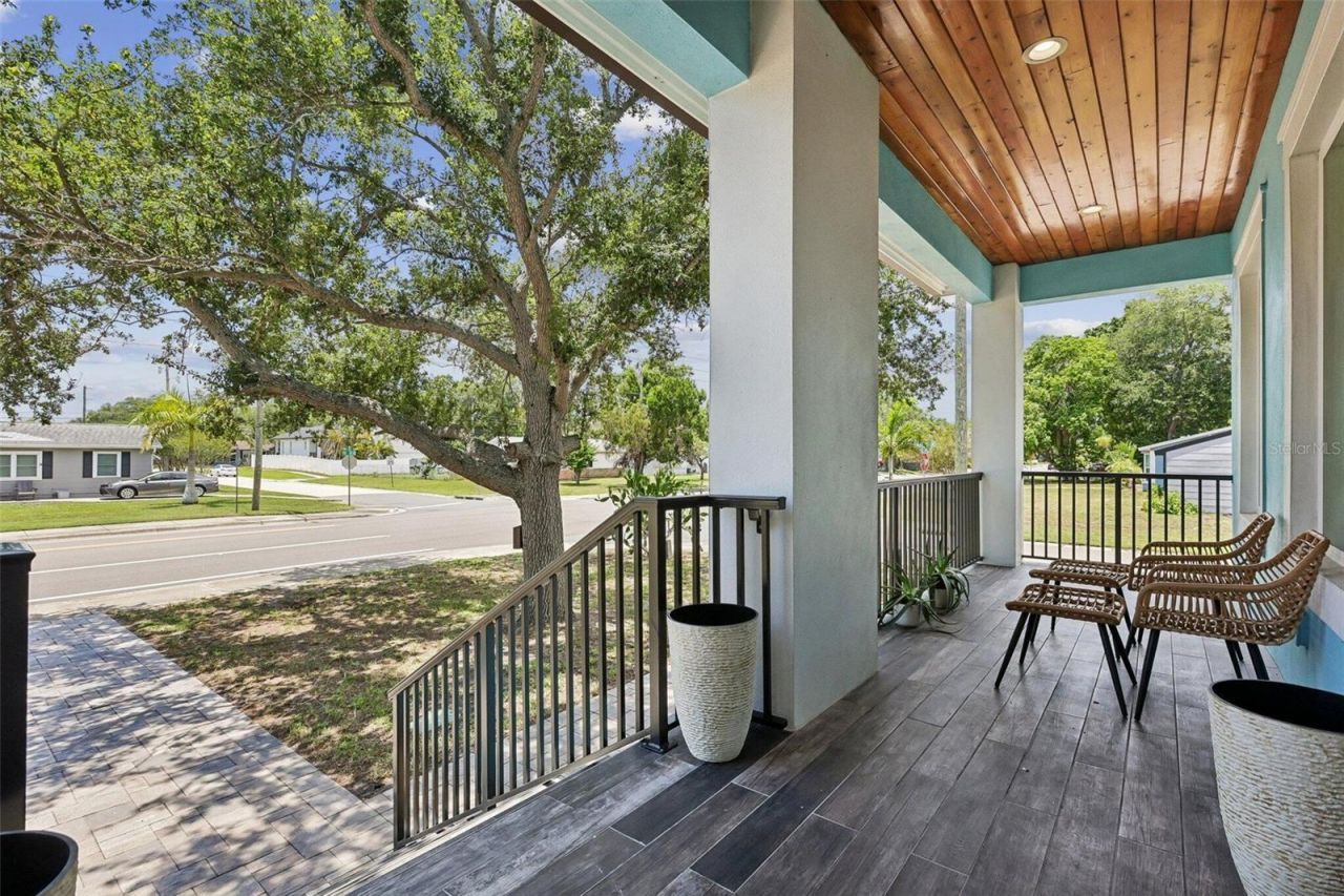 501 40th Avenue Ne, Saint Petersburg, FL 33703 Photo