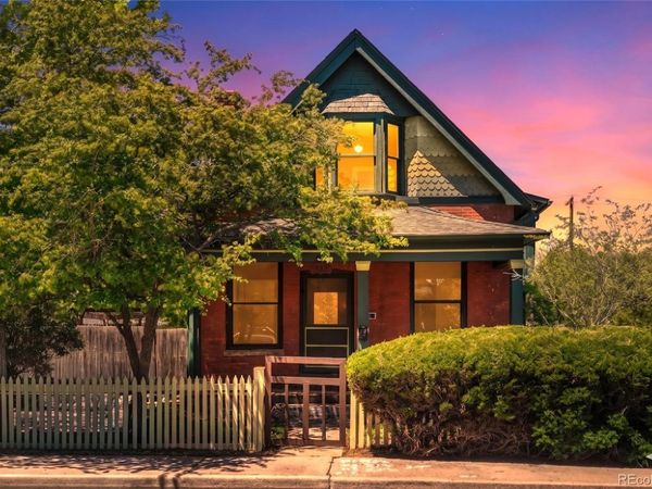 1557 Dallas Street, Aurora, CO 80010