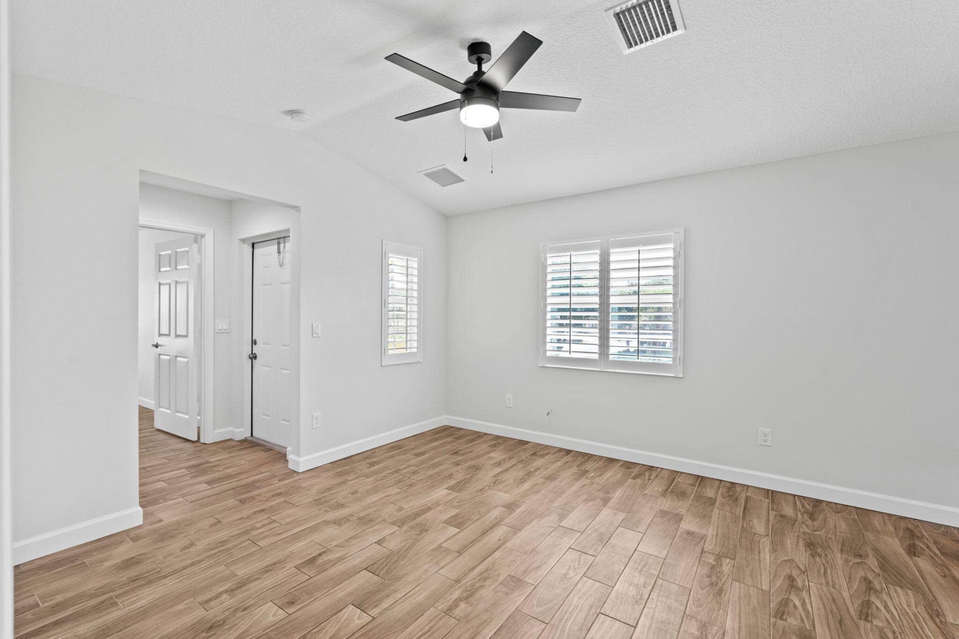 56 W 12th Street, Unit D, Riviera Beach, FL 33404 Photo
