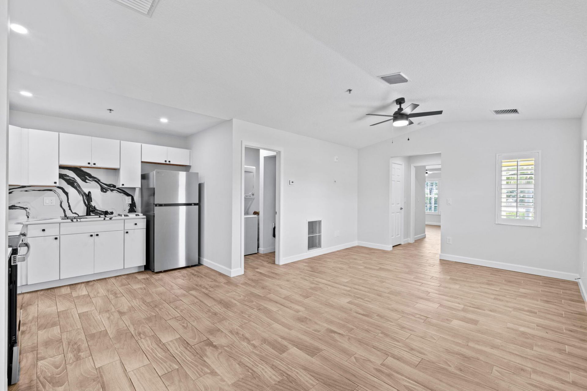 56 W 12th Street, Unit D, Riviera Beach, FL 33404 Photo