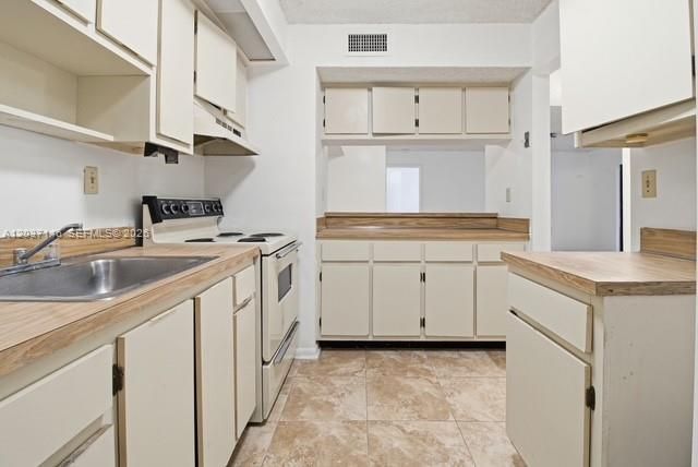 907 NE 199th St, Unit 106, Miami, FL 33179 Photo