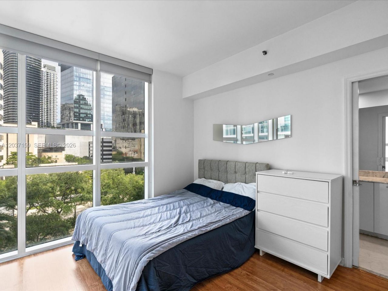 950 Brickell Bay Dr , Unit 501, Miami, FL 33131 Photo