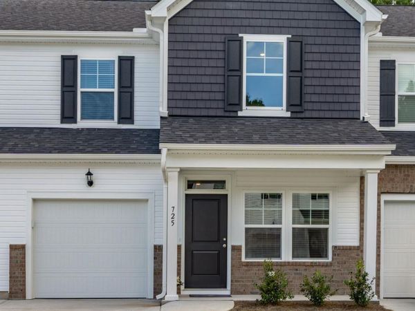 725 Palm Frond Way NW, Calabash, NC 28467