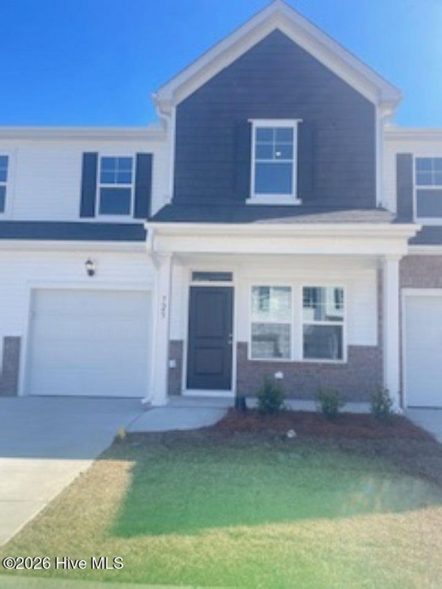 725 Palm Frond Way Nw, Calabash, NC 28467 Main Photo