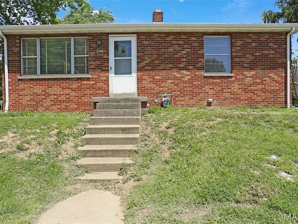300 N Belt E, Swansea, IL 62226