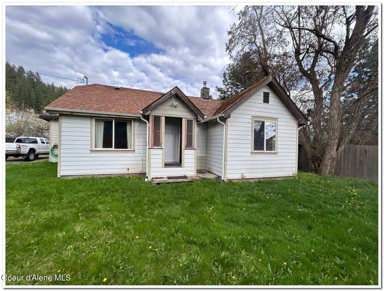 6648 Chippewa Dr, Bonners Ferry, ID 83805 Main Photo