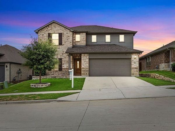 10513 Big Lagoon Drive, Fort Worth, TX 76179