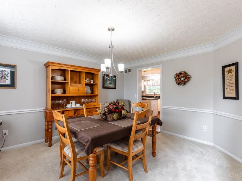 604 Coleberry Court, Cleves, OH 45002 Photo 5
