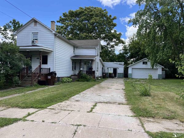 820 Adams Street, Monroe, MI 00000