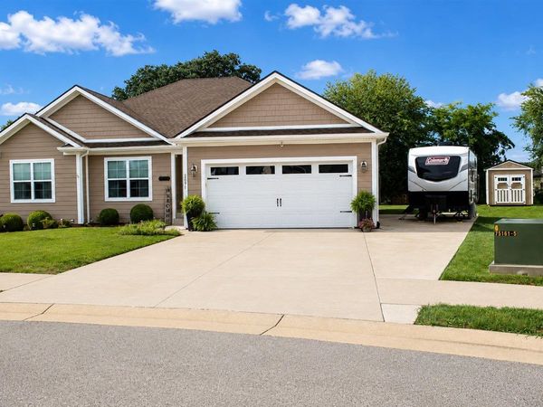 3097 Black Stallion Court , Bowling Green, KY 42101