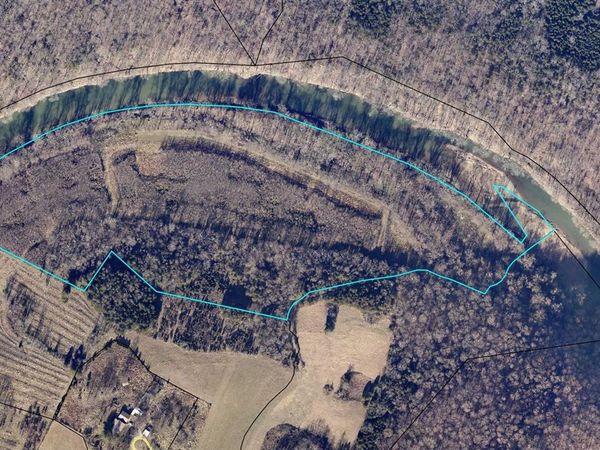 25 AC Walker Stewart Road , Horse Cave, KY 42749