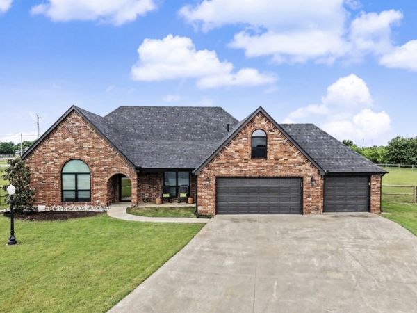 5804 E 147th Street North, Collinsville, OK 74021