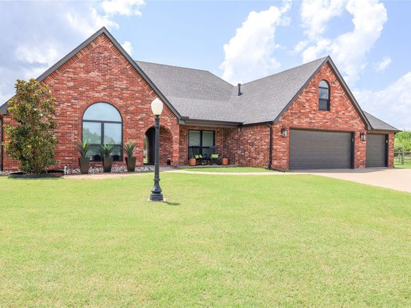 5804 E 147th Street North, Collinsville, OK 74021