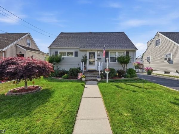 23 Madison St, Belleville, NJ 07109
