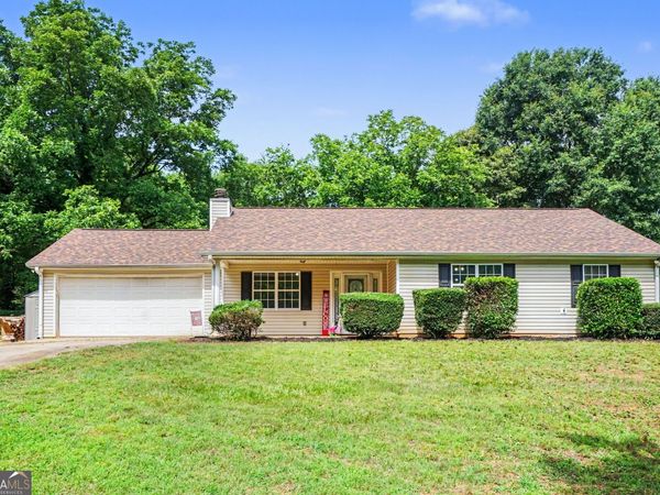 266 Freeman Drive, Maysville, GA 30558