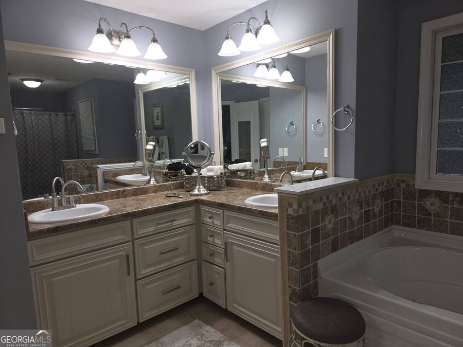 Property Image 81
