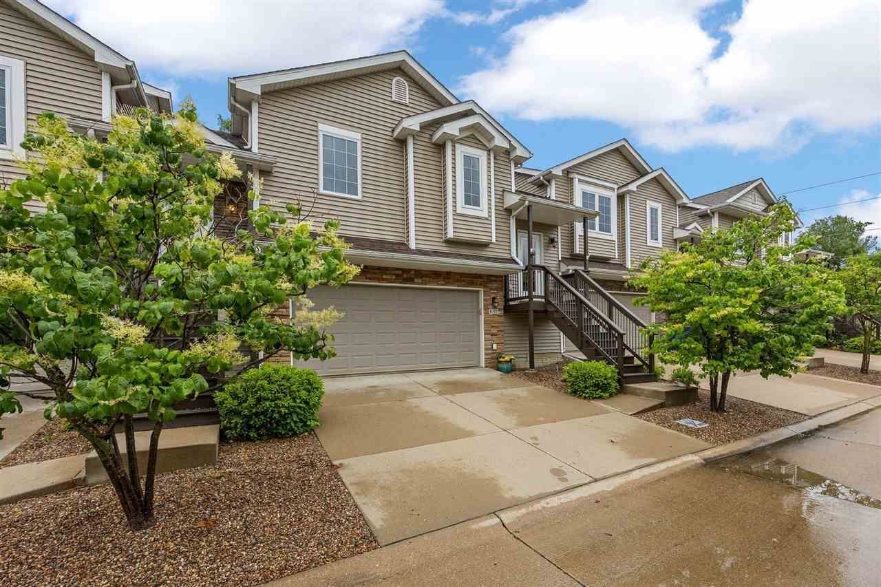 1015 Twilight Dr, North Liberty, IA 52317 Main Photo