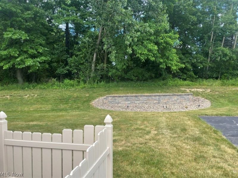695 E Western Reserve Road, Unit 1704, Youngstown, OH 44514 Photo 4