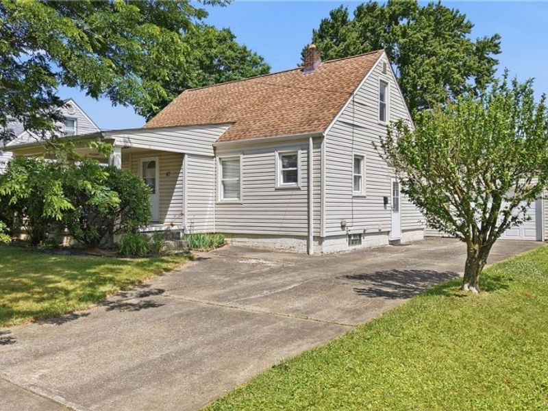 47 Renee Drive , Struthers, OH 44471 Photo 1
