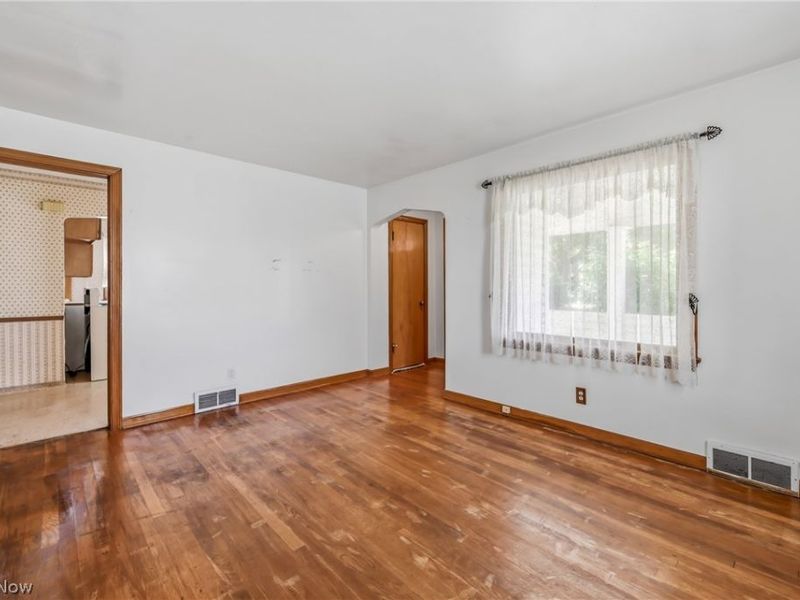 47 Renee Drive , Struthers, OH 44471 Photo 10