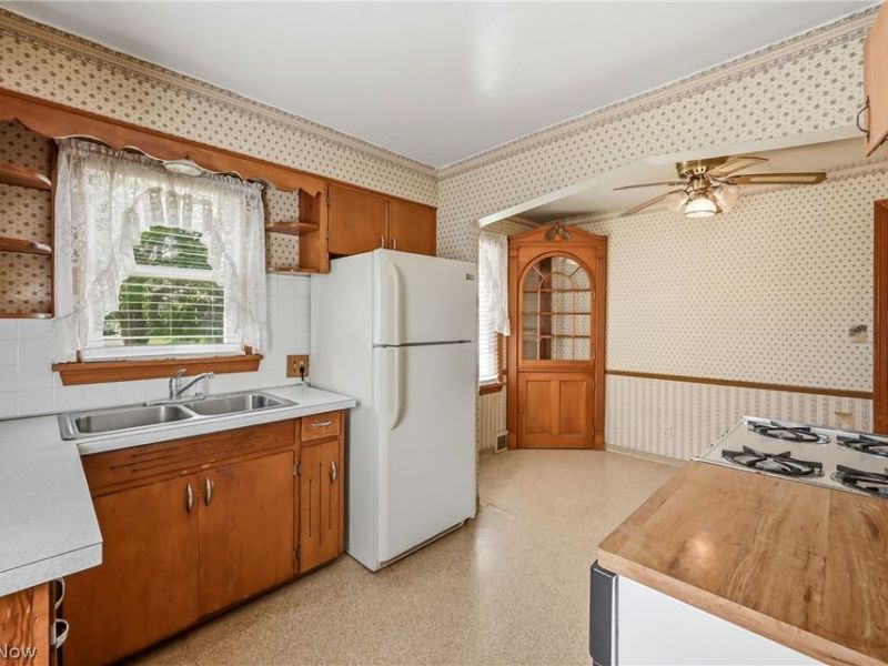 47 Renee Drive , Struthers, OH 44471 Photo 13
