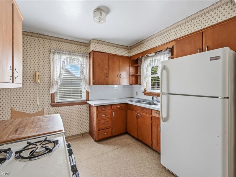 47 Renee Drive , Struthers, OH 44471 Photo 14