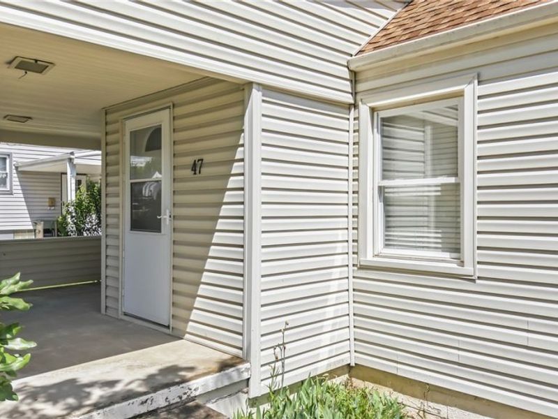 47 Renee Drive , Struthers, OH 44471 Photo 5