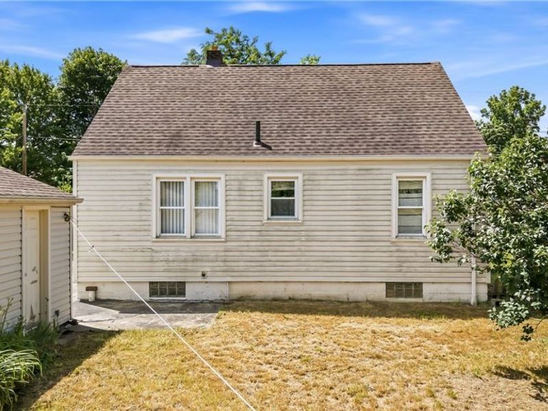 47 Renee Drive , Struthers, OH 44471 Photo 6