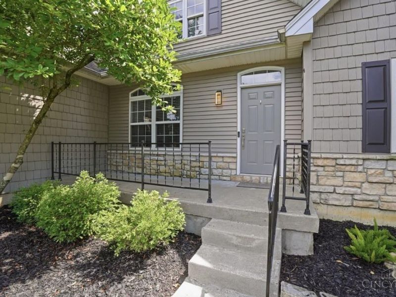7579 Delas Cove, Anderson Twp, OH 45244 Photo 2
