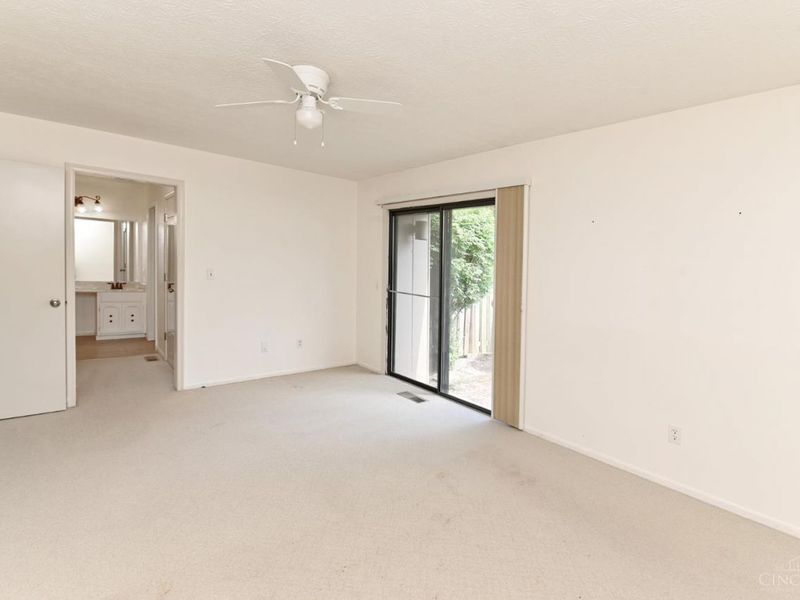 8022 Timbertree, Unit 5-2, West Chester, OH 45069 Photo 25