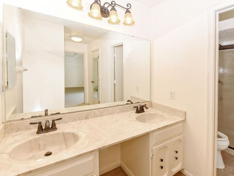 8022 Timbertree, Unit 5-2, West Chester, OH 45069 Photo 26