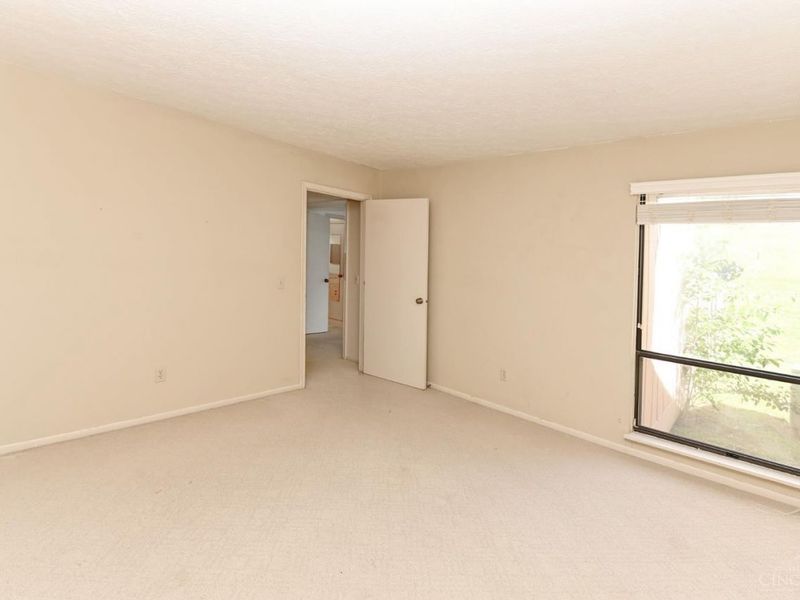 8022 Timbertree, Unit 5-2, West Chester, OH 45069 Photo 33