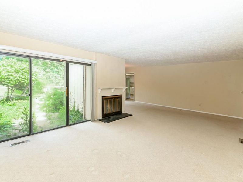 8022 Timbertree, Unit 5-2, West Chester, OH 45069 Photo 5