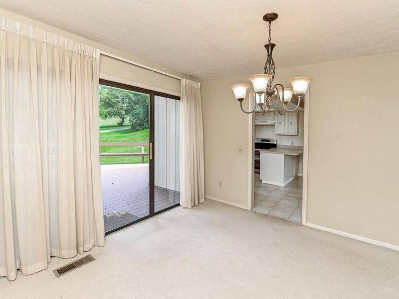 8022 Timbertree, Unit 5-2, West Chester, OH 45069 Photo 8