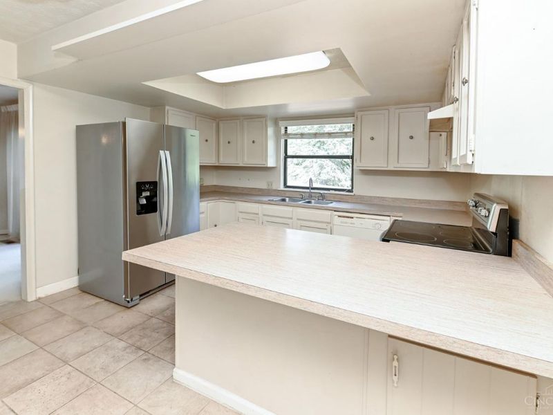 8022 Timbertree, Unit 5-2, West Chester, OH 45069 Photo 9
