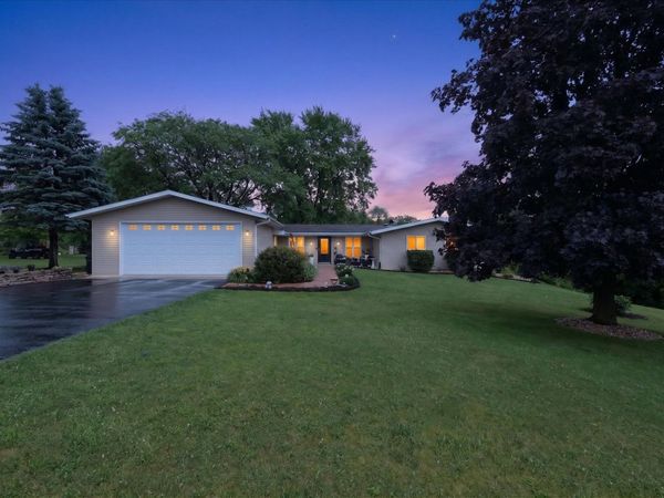 10721 GROVER OAKS , Roscoe, IL 61073