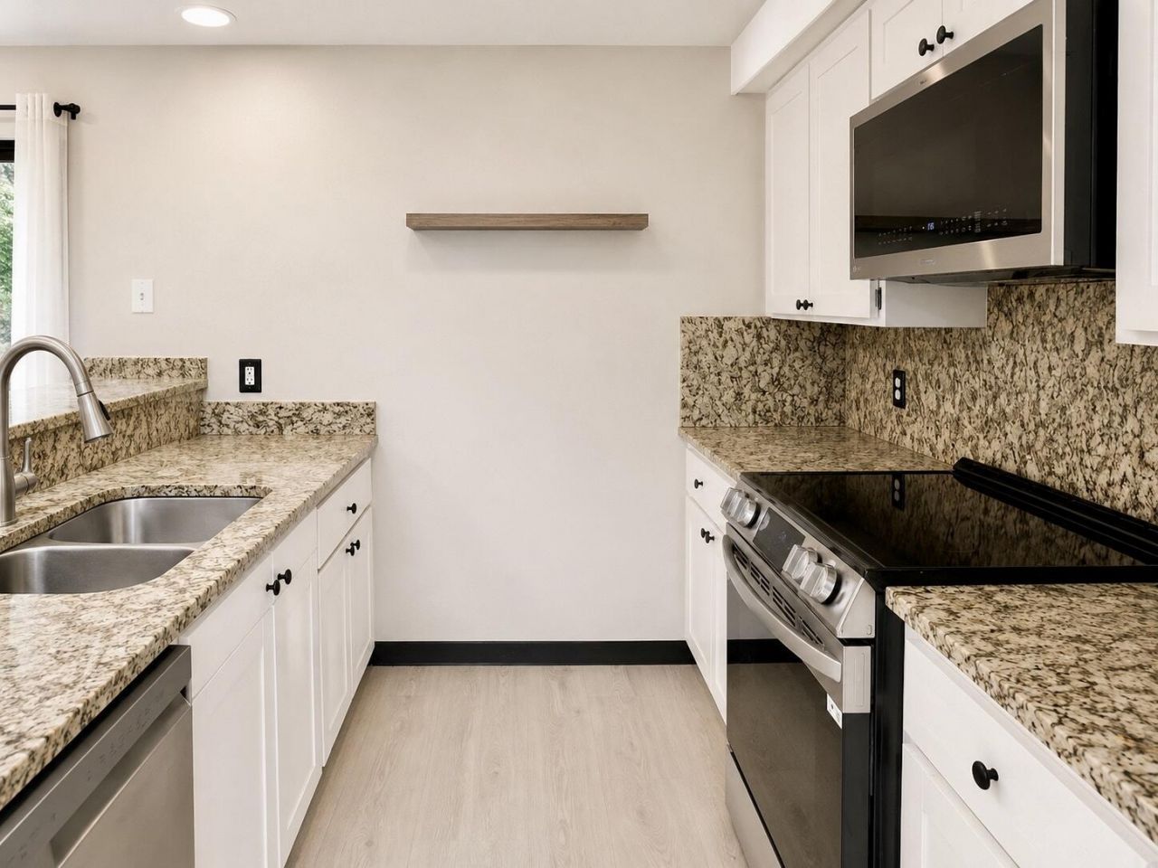 1303 13th Way, West Palm Beach, FL 33407 Photo