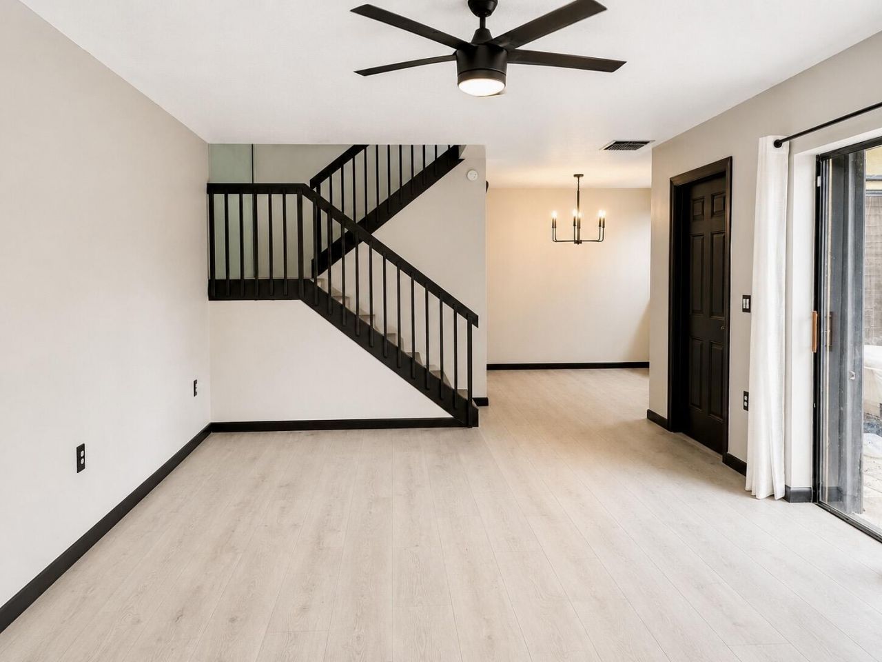 1303 13th Way, West Palm Beach, FL 33407 Photo