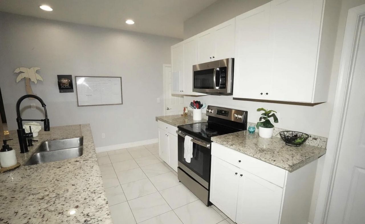 1271 NW Leonardo Circle, Port Saint Lucie, FL 34986 Photo
