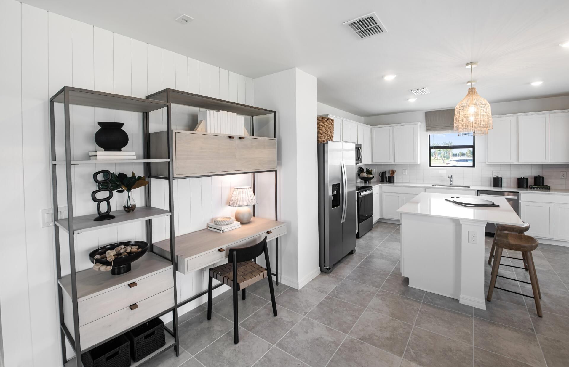 605 Oasis Lake Place, Lehigh Acres, FL 33936 Photo