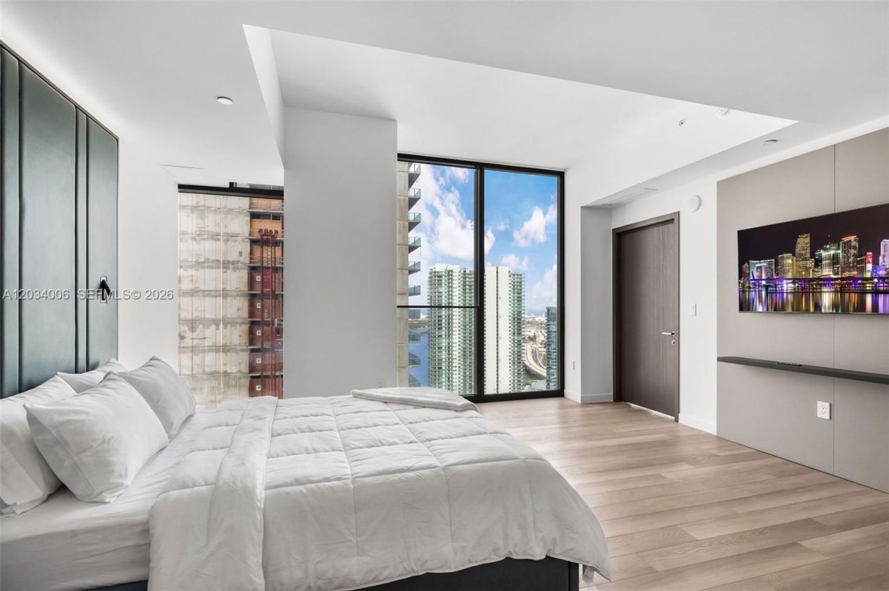 20 NE 11th St , Unit 5102, Miami, FL 33132 Photo