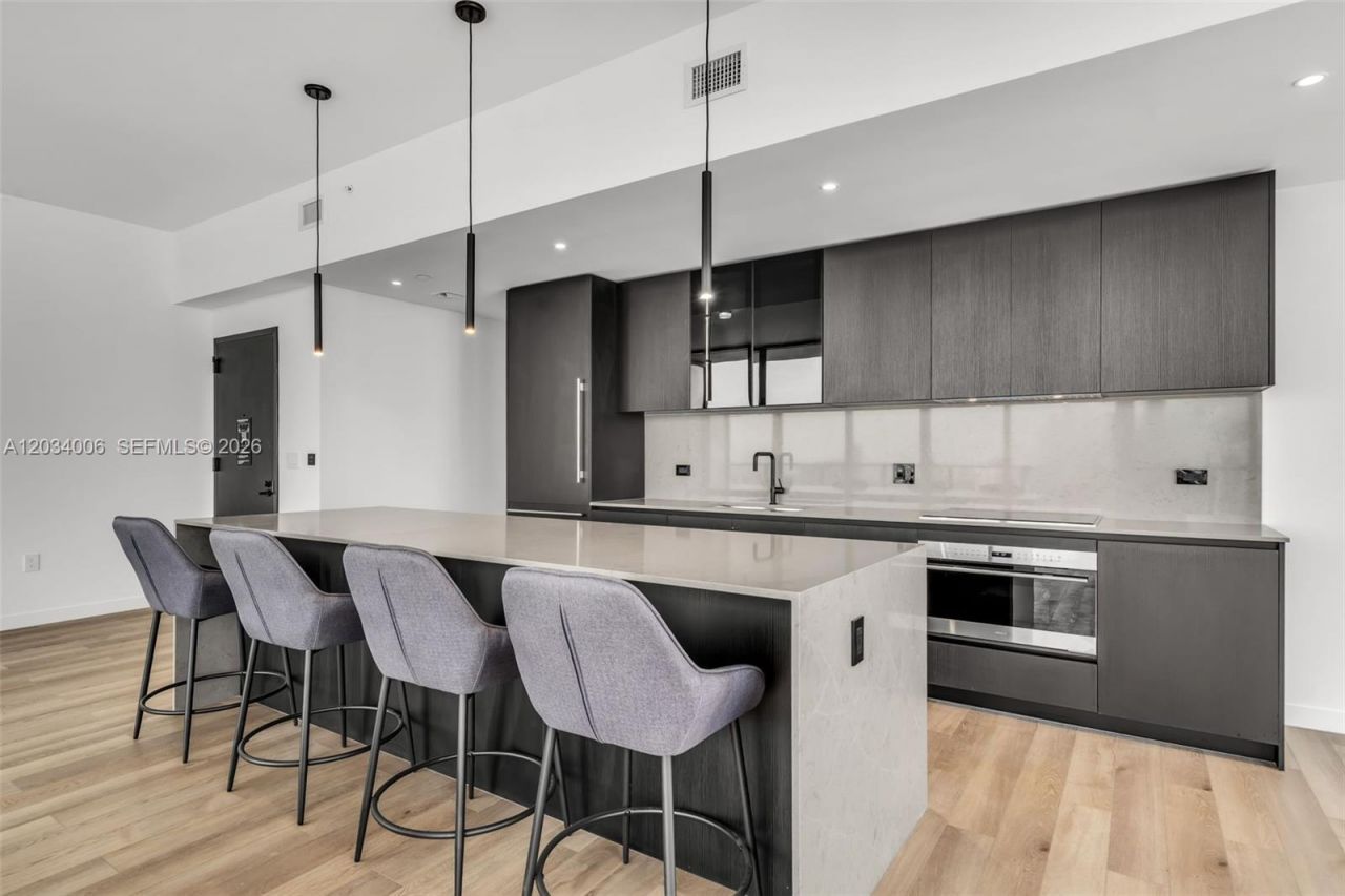 20 NE 11th St , Unit 5102, Miami, FL 33132 Photo