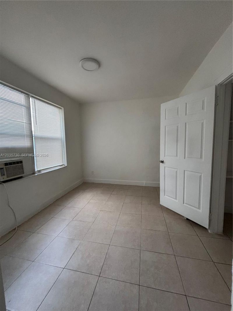 1060 NW 47th St , Unit 7, Miami, FL 33127 Photo