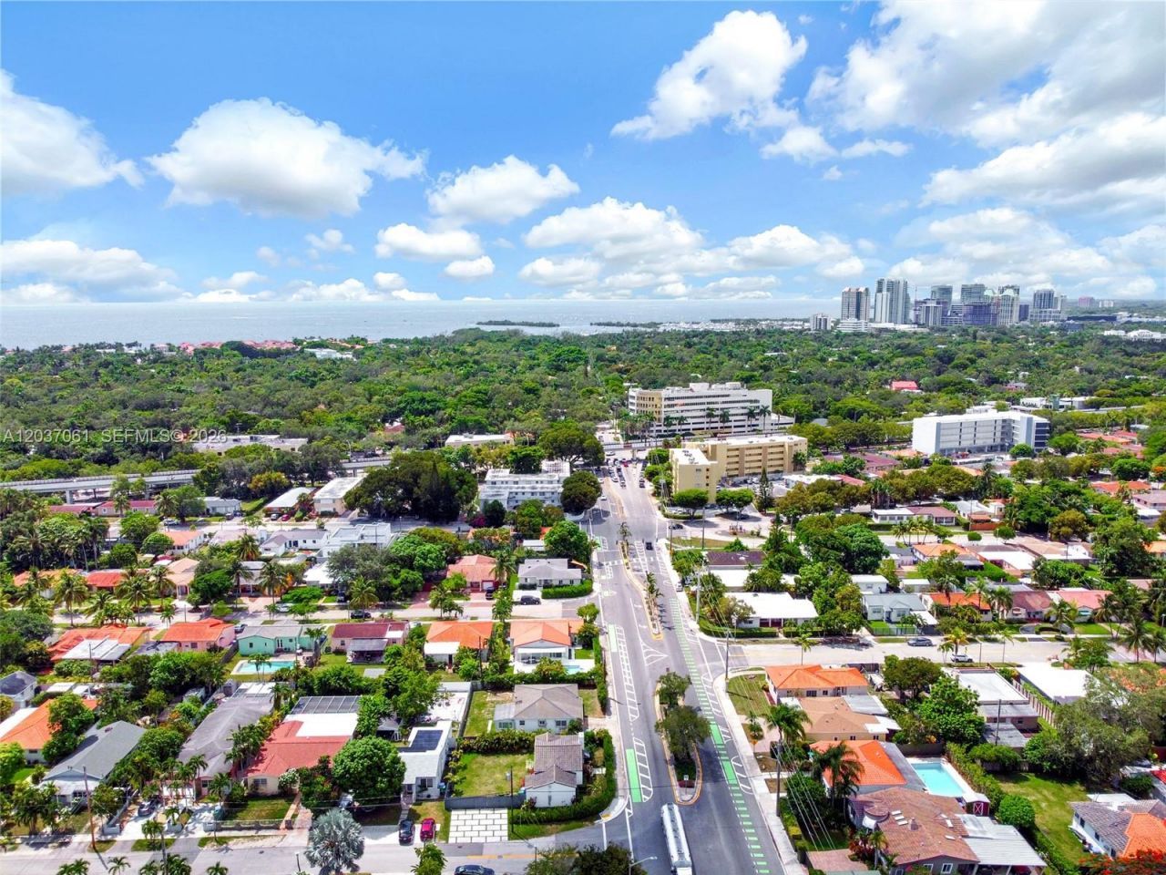 2195 SW 25th Ter, Miami, FL 33133 Photo