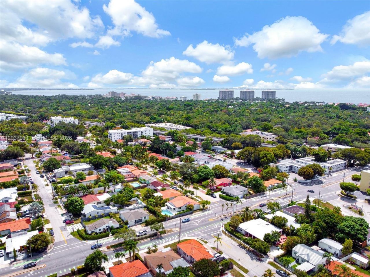 2195 SW 25th Ter, Miami, FL 33133 Photo