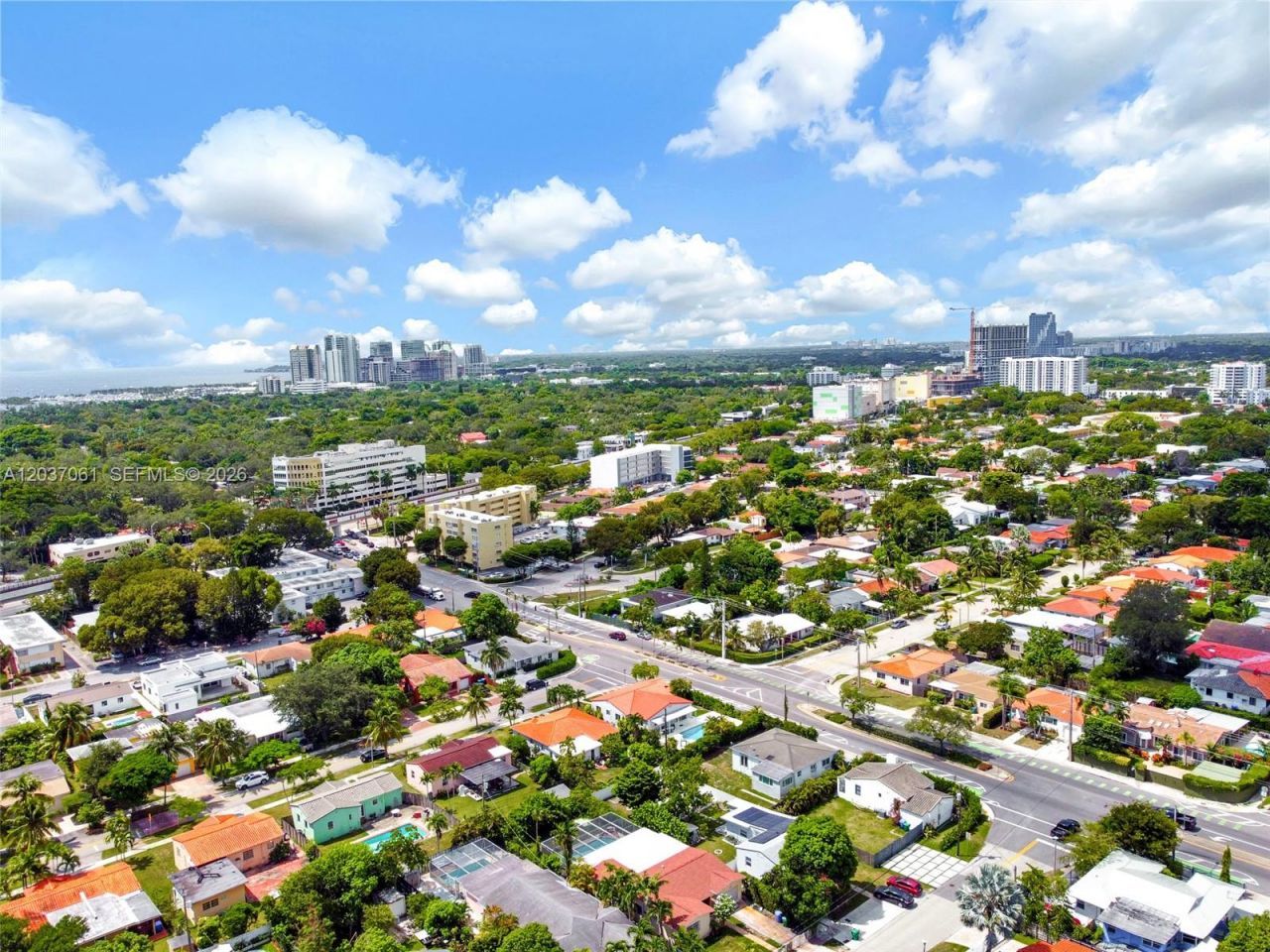 2195 SW 25th Ter, Miami, FL 33133 Photo