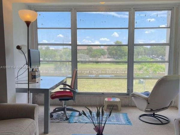 8081 N Sunrise Lakes Dr , Unit 306, Sunrise, FL 33322