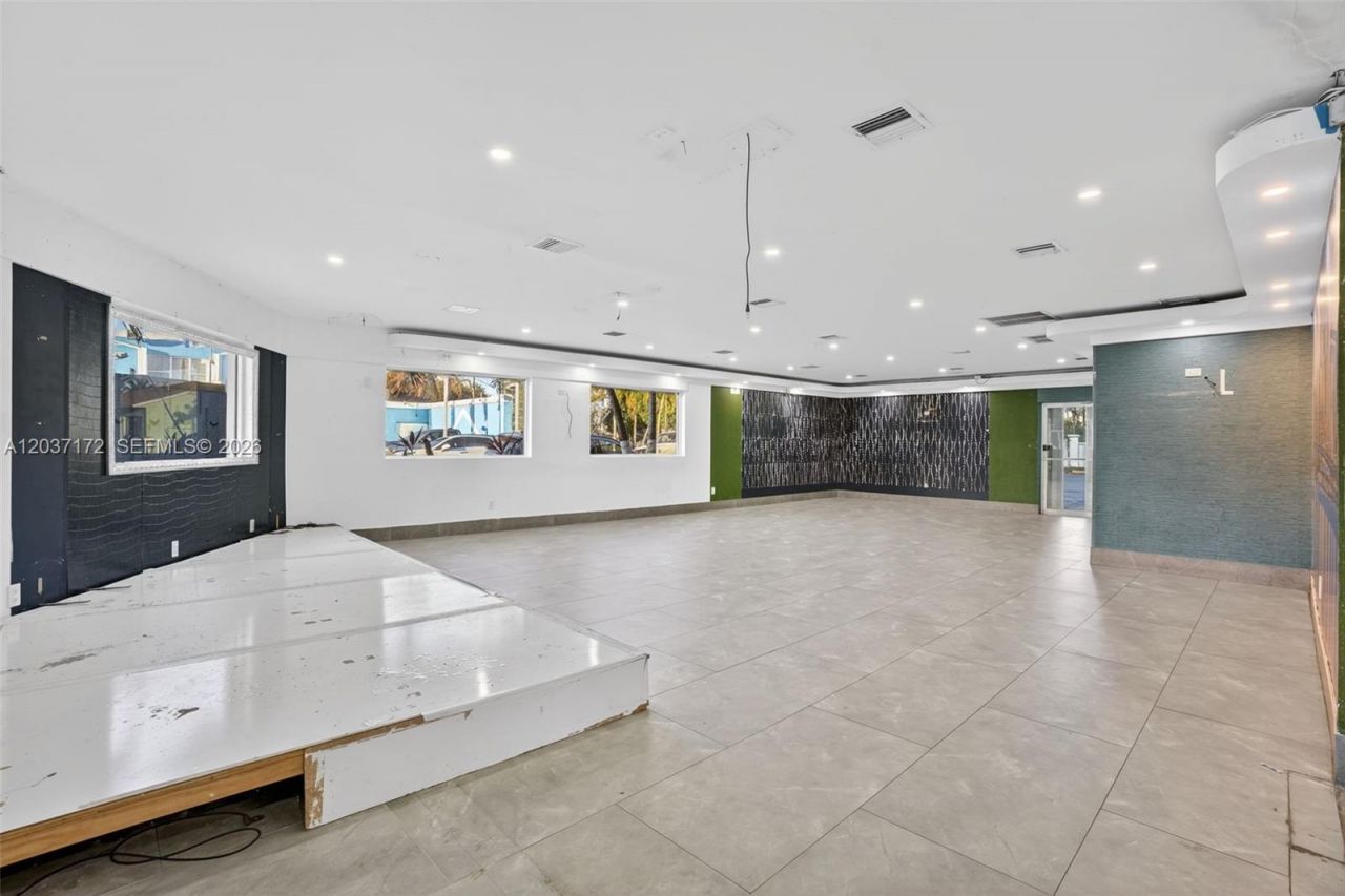 45 NW 22nd Ave , Miami, FL 33125 Photo