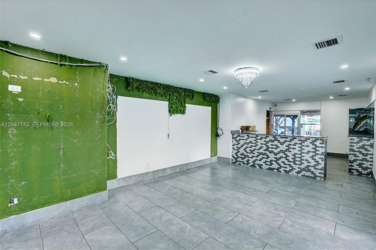 45 NW 22nd Ave , Miami, FL 33125 Photo